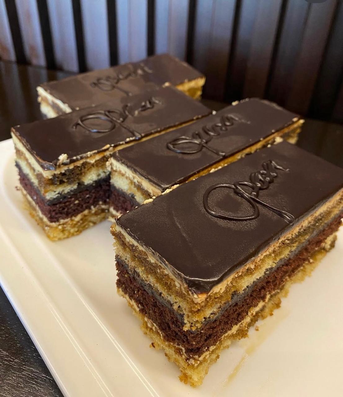 Rio Cafe - Happy Tea Time